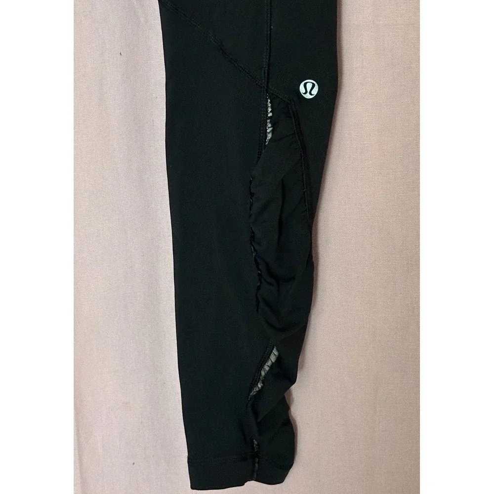 Lululemon Leggings Womens 10 Black High Rise Ruched Zip Pocket Running Yoga‎